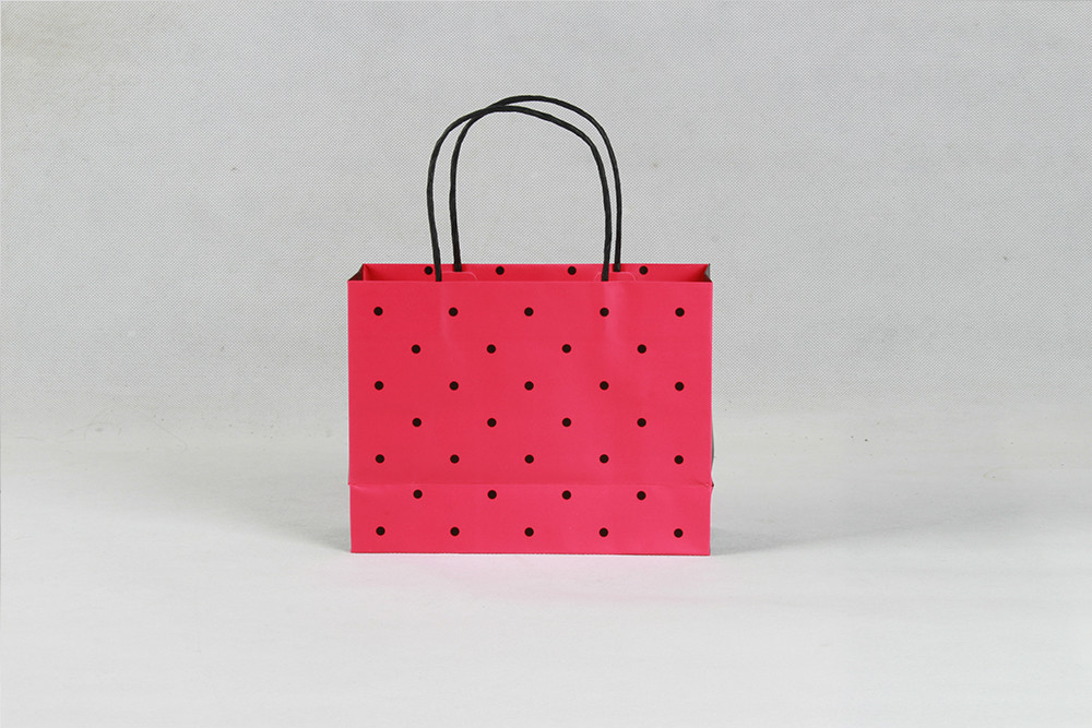 玫紅黑點時尚銅版禮品紙袋定制