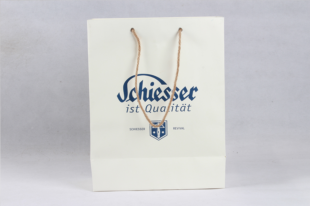 SCHIESSER高檔服裝白卡紙袋定制 SCHIESSER高檔服裝白卡紙袋定制