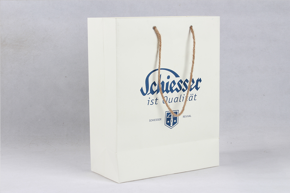 SCHIESSER高檔服裝白卡紙袋定制 SCHIESSER高檔服裝白卡紙袋定制