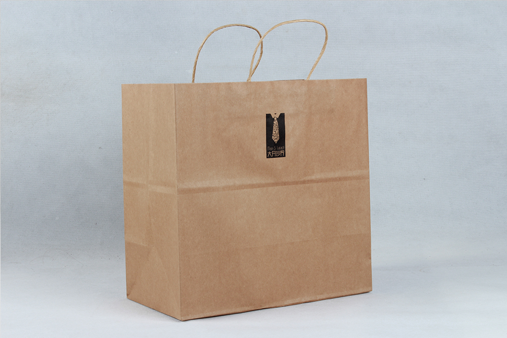 大開沙界簡約服裝牛皮紙袋定制 大開沙界簡約服裝牛皮紙袋定制