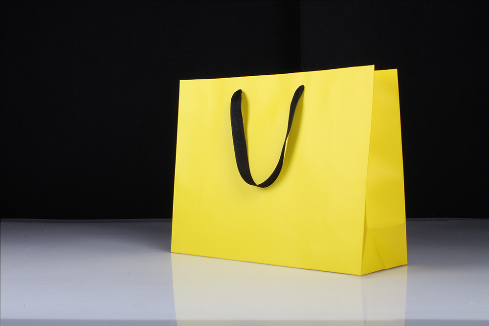 高檔白卡黃色禮品紙袋 高檔白卡黃色禮品紙袋