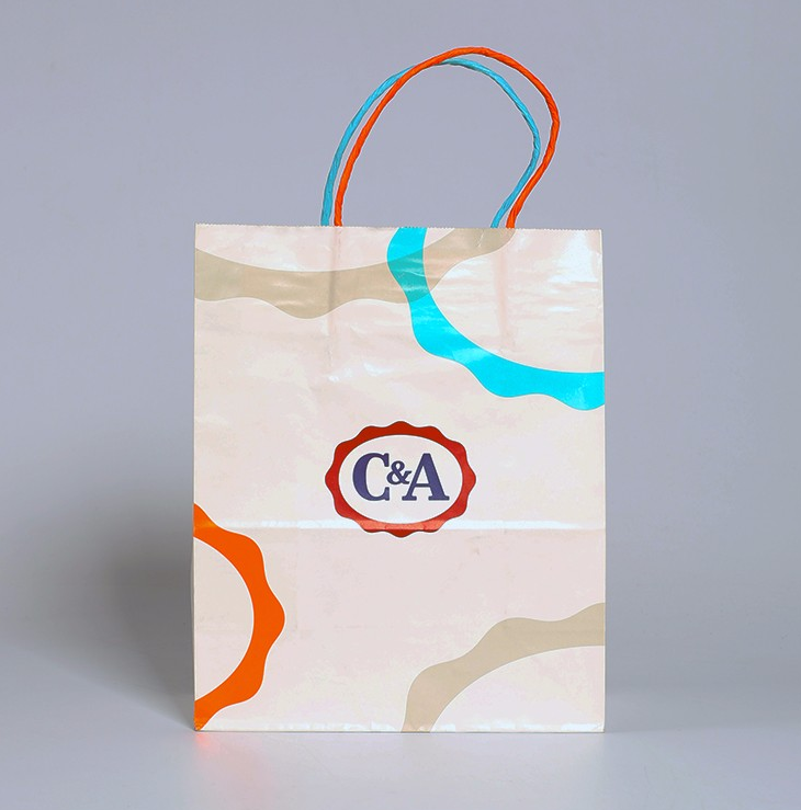 服裝紙袋該找什么樣的廠家來定做? 服裝紙袋該找什么樣的廠家來定做?