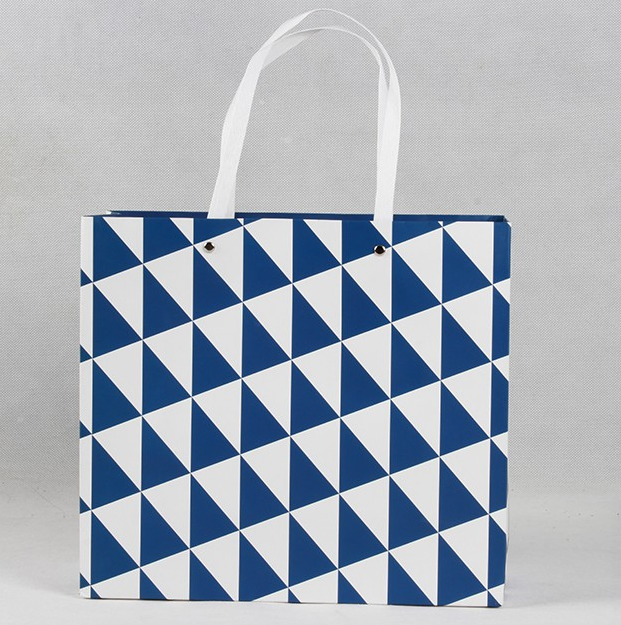 紙袋定制好處多多,還在猶豫什么? 紙袋定制好處多多,還在猶豫什么?